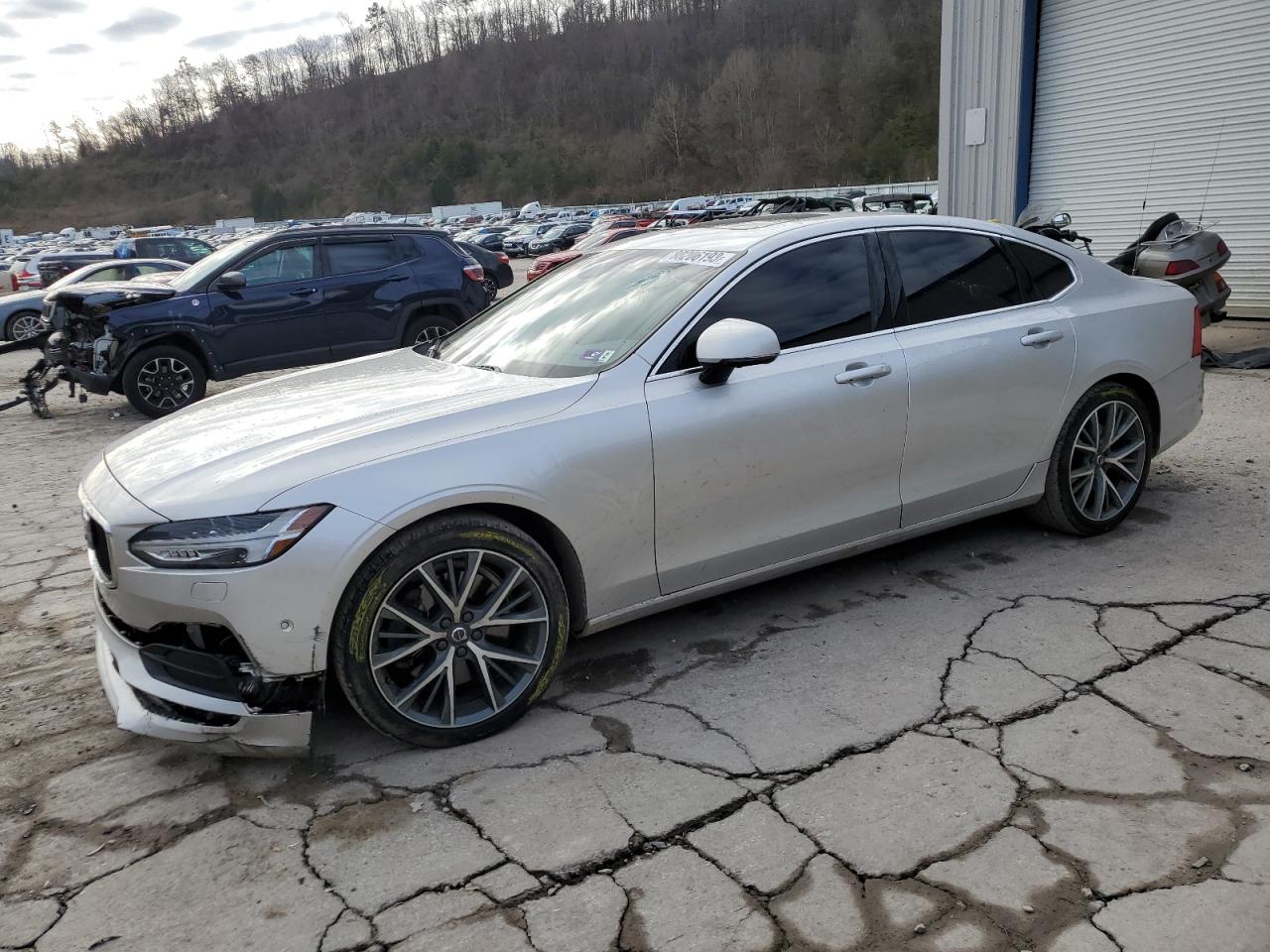 VOLVO S90 2017 yv1a22mk6h1015818