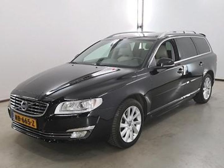 VOLVO V70 2017 yv1bw41l0g1372804