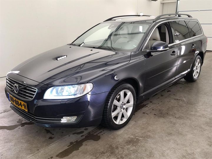 VOLVO V70 2017 yv1bw41l1g1371896