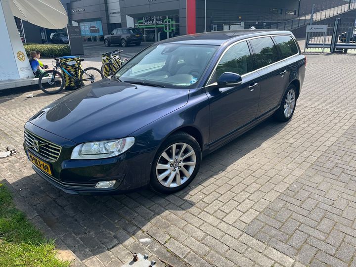 VOLVO V70 2014 yv1bw48c1f1319912