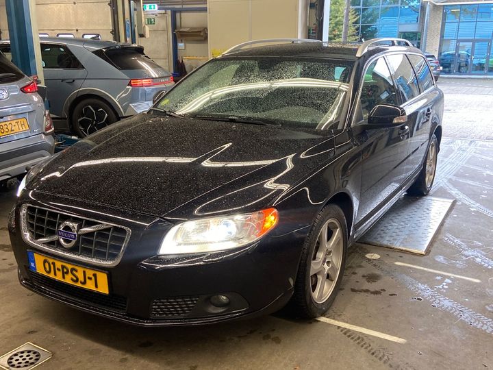 VOLVO V70 2011 yv1bw5250b1202863