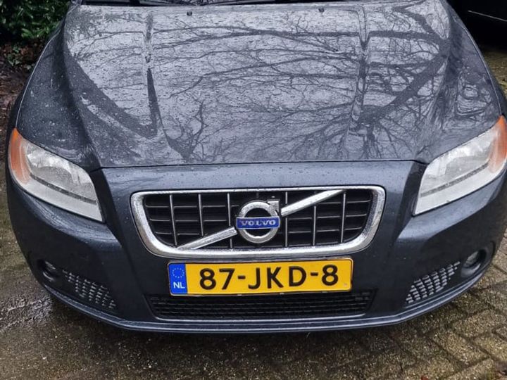 VOLVO V70 2009 yv1bw7240a1118958