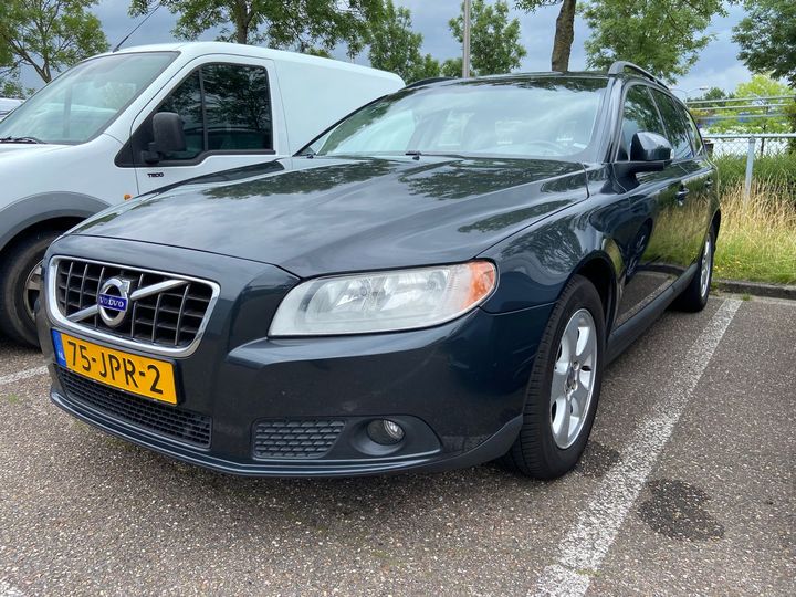 VOLVO V70 2009 yv1bw7240a1124825