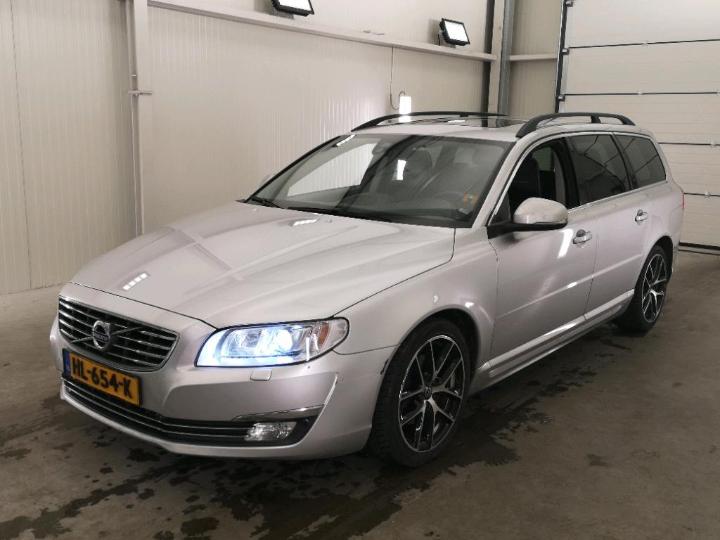 VOLVO V70 2015 yv1bw7381g1361460