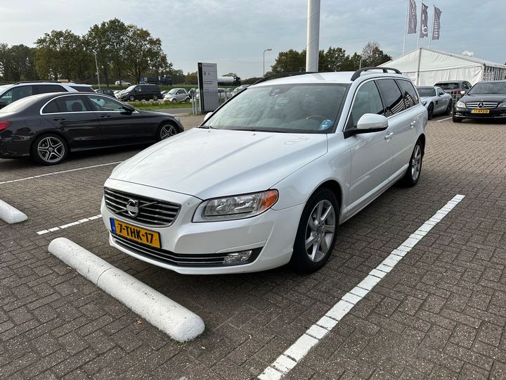 VOLVO V70 2014 yv1bw738de1297028