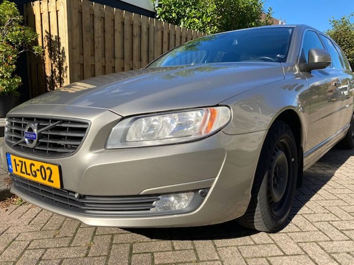 VOLVO V70 2015 yv1bw738df1329240