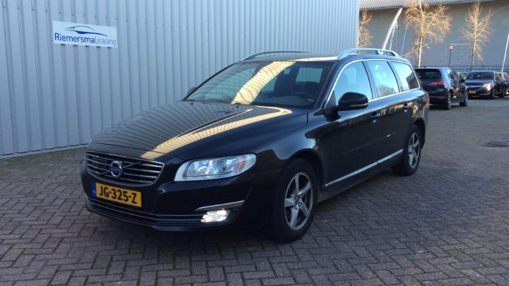 VOLVO V70 2016 yv1bw738dg1370971