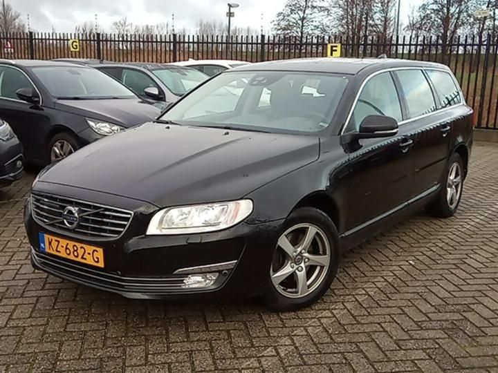 VOLVO V70 2017 yv1bw738dg1371655