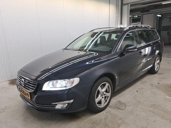 VOLVO V70 2017 yv1bw738dg1372548