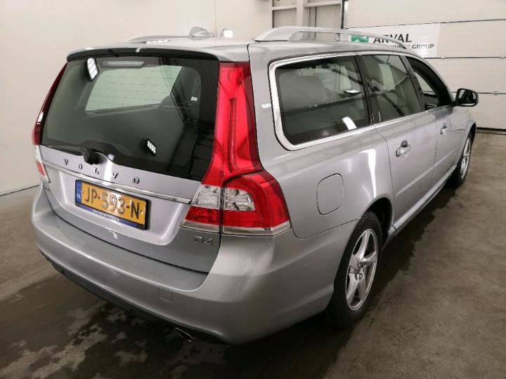 VOLVO V70 2016 yv1bw738dg1375743