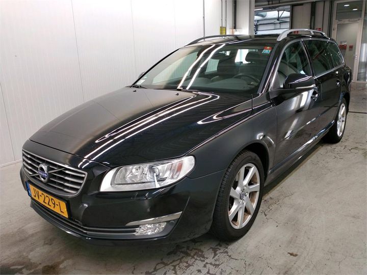 VOLVO V70 2016 yv1bw738dg1376440