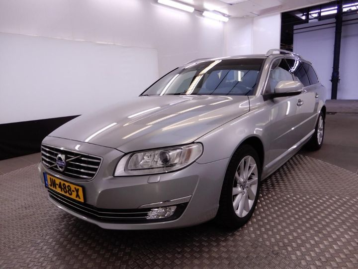 VOLVO V70 2016 yv1bw738dg1377028