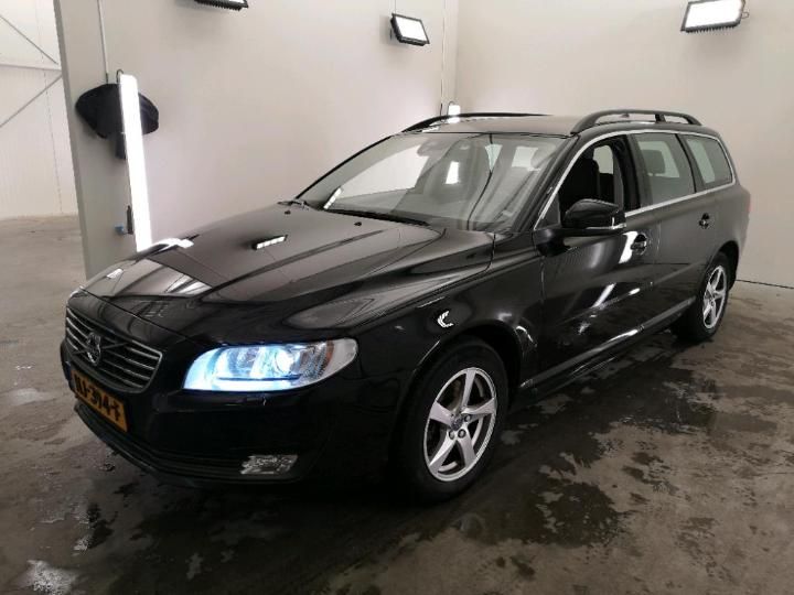 VOLVO V70 2015 yv1bw7881g1359510