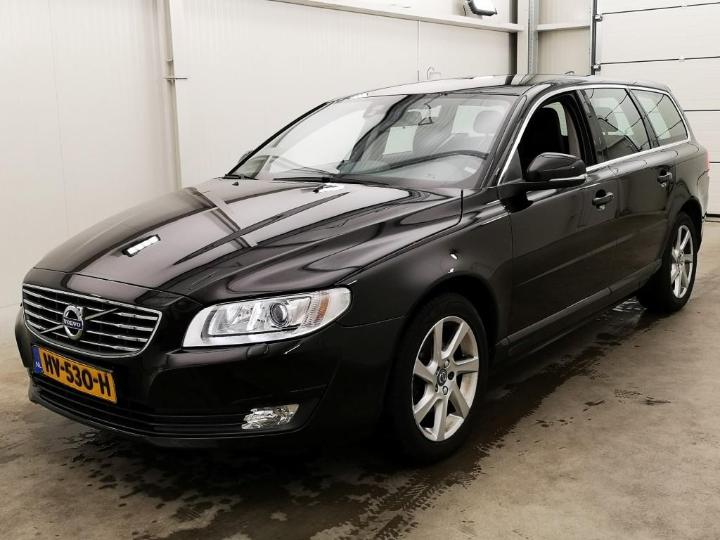 VOLVO V70 2015 yv1bw7881g1366352