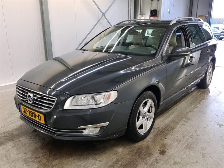 VOLVO V70 2016 yv1bw7980g1367811