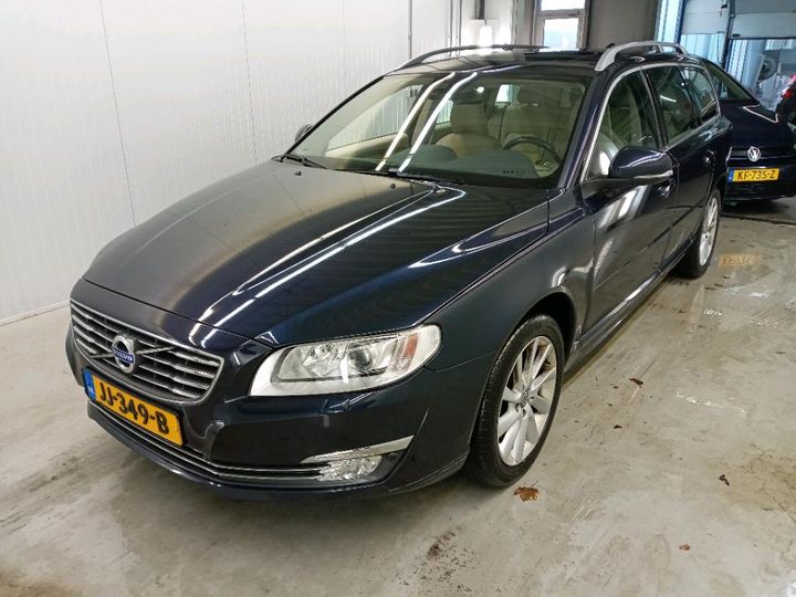 VOLVO V70 2016 yv1bw7980g1370459