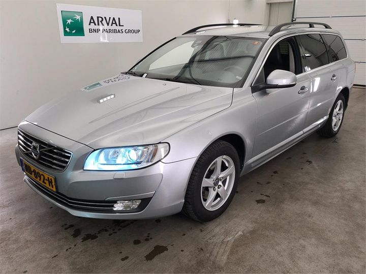 VOLVO V70 2017 yv1bw7980g1373507