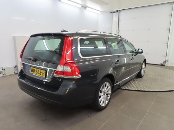 VOLVO V70 2017 yv1bw7980g1374654