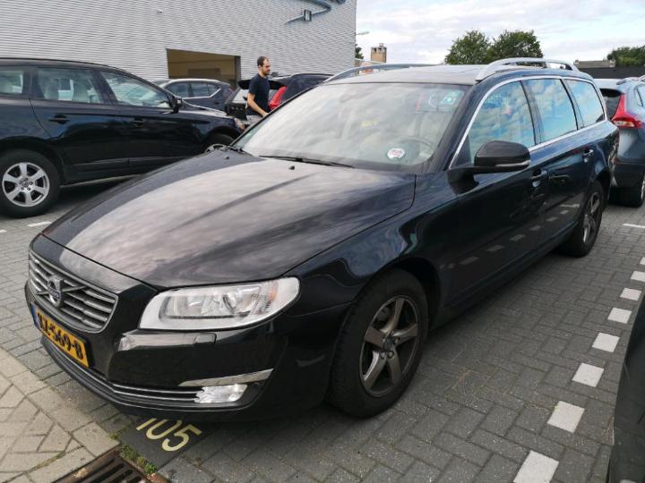 VOLVO V70 2017 yv1bw7980g1374825