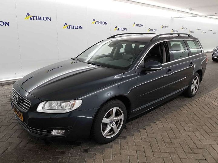 VOLVO V70 2017 yv1bw7980g1375950