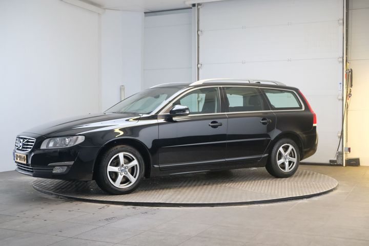 VOLVO V70 2016 yv1bw7980g1377212