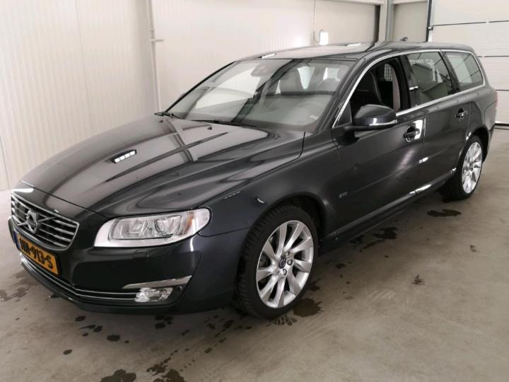 VOLVO V70 2015 yv1bw7981g1361651