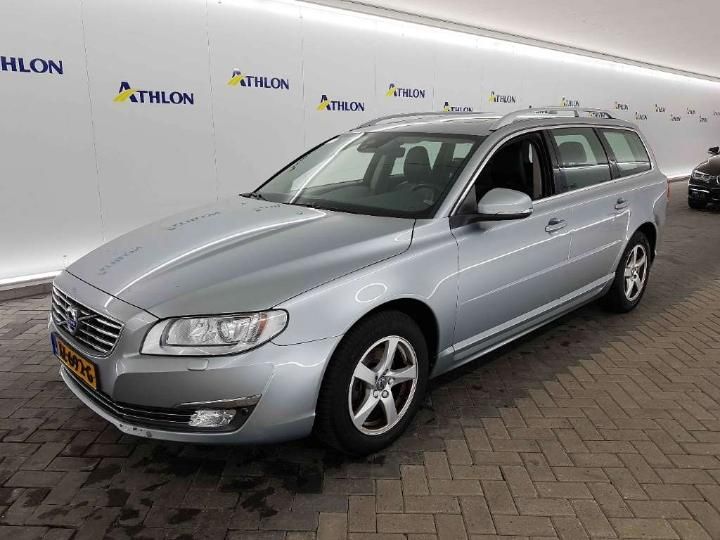 VOLVO V70 2017 yv1bw7981g1371837