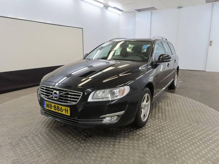 VOLVO V70 2017 yv1bw7981g1371962