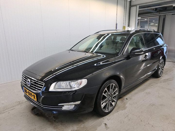 VOLVO V70 2017 yv1bw7981g1373343