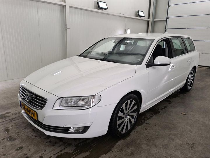 VOLVO V70 2015 yv1bw8481f1337107