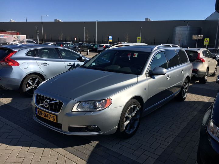 VOLVO V70 2012 yv1bw88a0c1243631