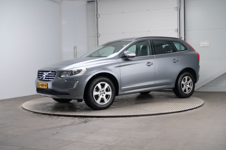 VOLVO XC60 2016 yv1dz40ldh2049612