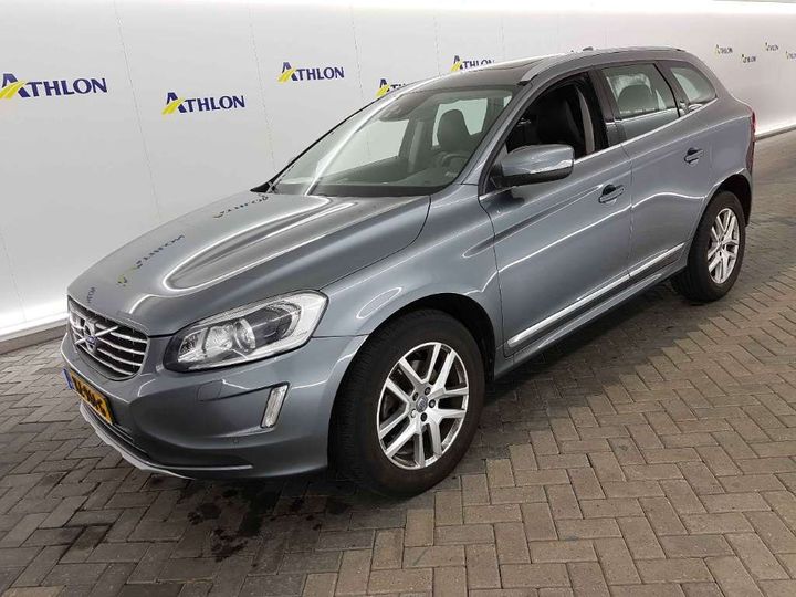 VOLVO XC60 2017 yv1dz40ldh2110055