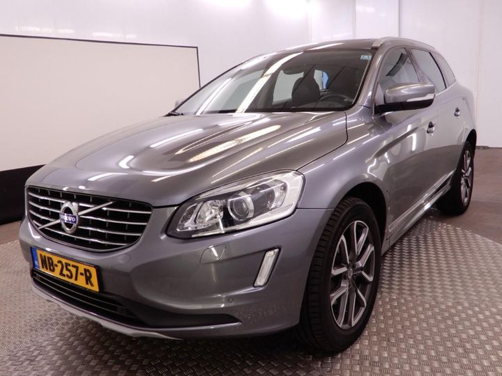 VOLVO XC60 2017 yv1dz49lch2105294