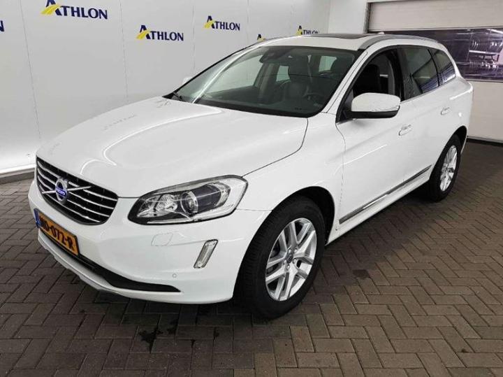 VOLVO XC60 2017 yv1dza8c1h2105077