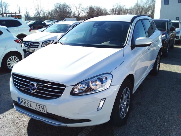 VOLVO XC60 2017 yv1dza8c1h2145724