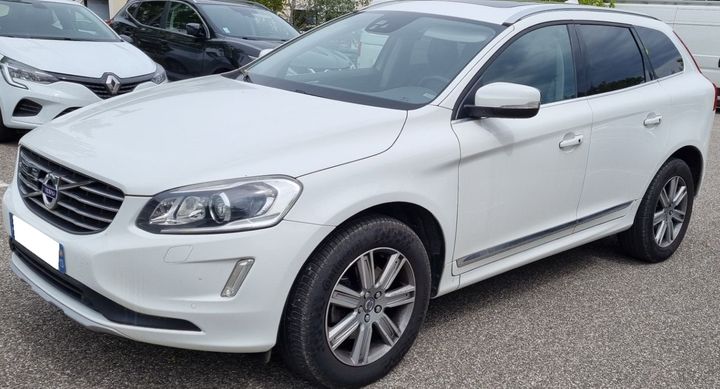 VOLVO XC60 2017 yv1dza8cdh2116160