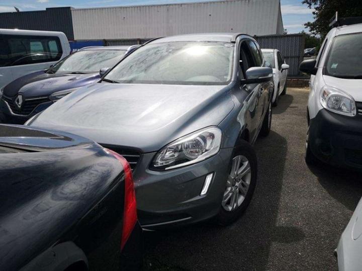 VOLVO XC60 2017 yv1dza8cdh2157877