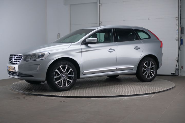 VOLVO XC60 2017 yv1dza8cdh2202866