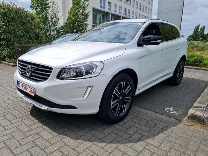 VOLVO XC60 2017 yv1dzarc1h2129363