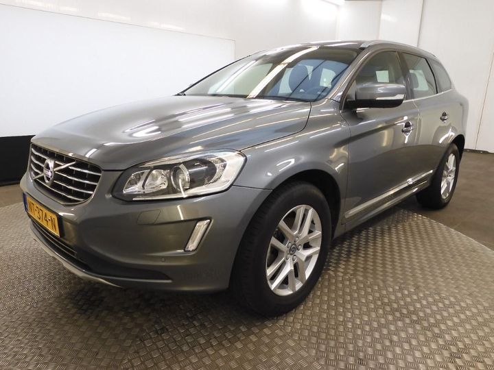 VOLVO XC60 2017 yv1dzarc1h2158930