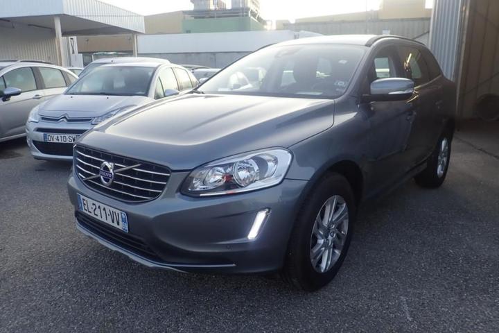 VOLVO XC60 2017 yv1dzarc1h2162196