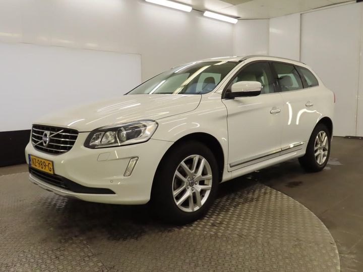 VOLVO XC60 2017 yv1dzarc1h2176295