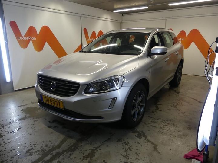 VOLVO XC60 2017 yv1dzarcdh2077778