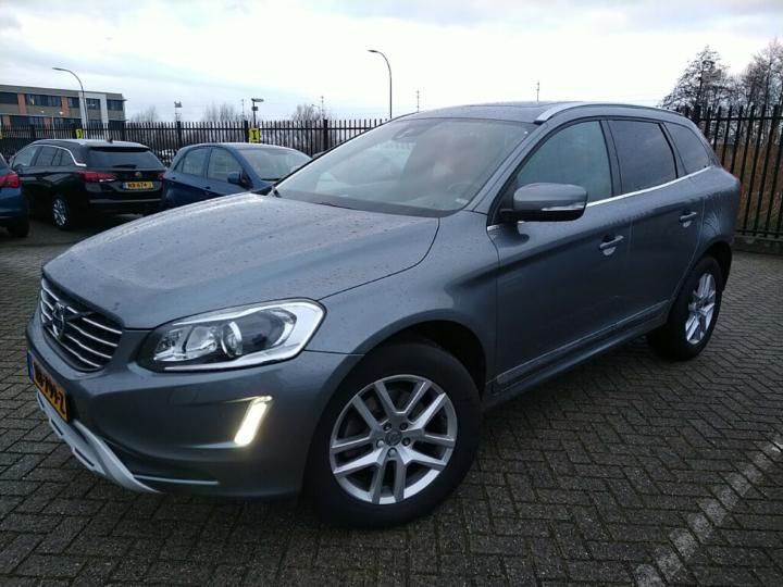 VOLVO XC60 2017 yv1dzarcdh2099674