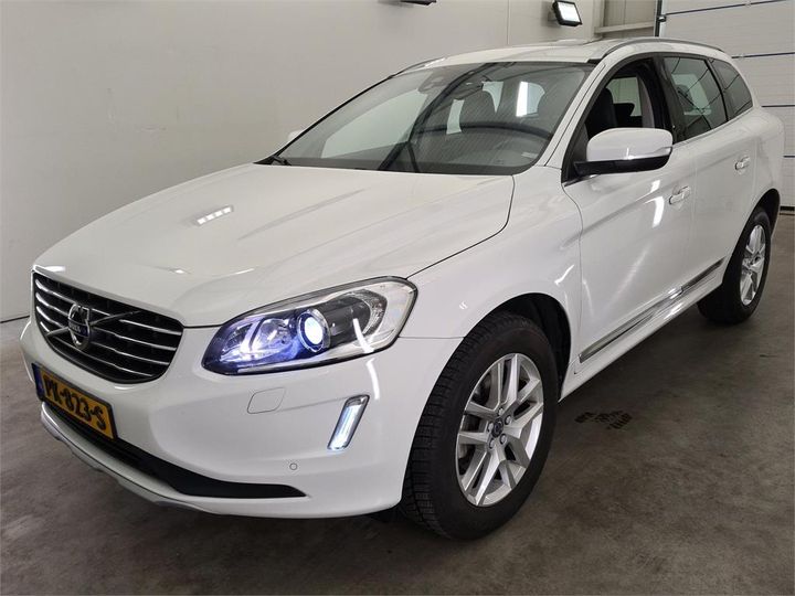 VOLVO XC60 2017 yv1dzarcdh2190664