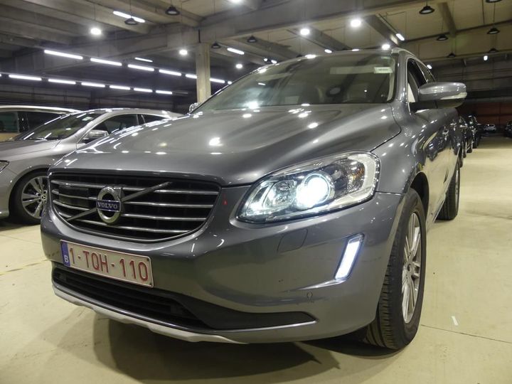 VOLVO XC60 2018 yv1dzarcdh2231241