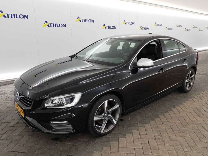 VOLVO S60 2016 yv1fs37l1g2411535