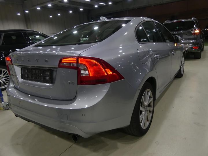 VOLVO S60 2015 yv1fs41l0g2401726