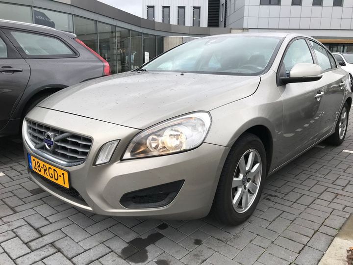 VOLVO S60 2011 yv1fs445bb2052017